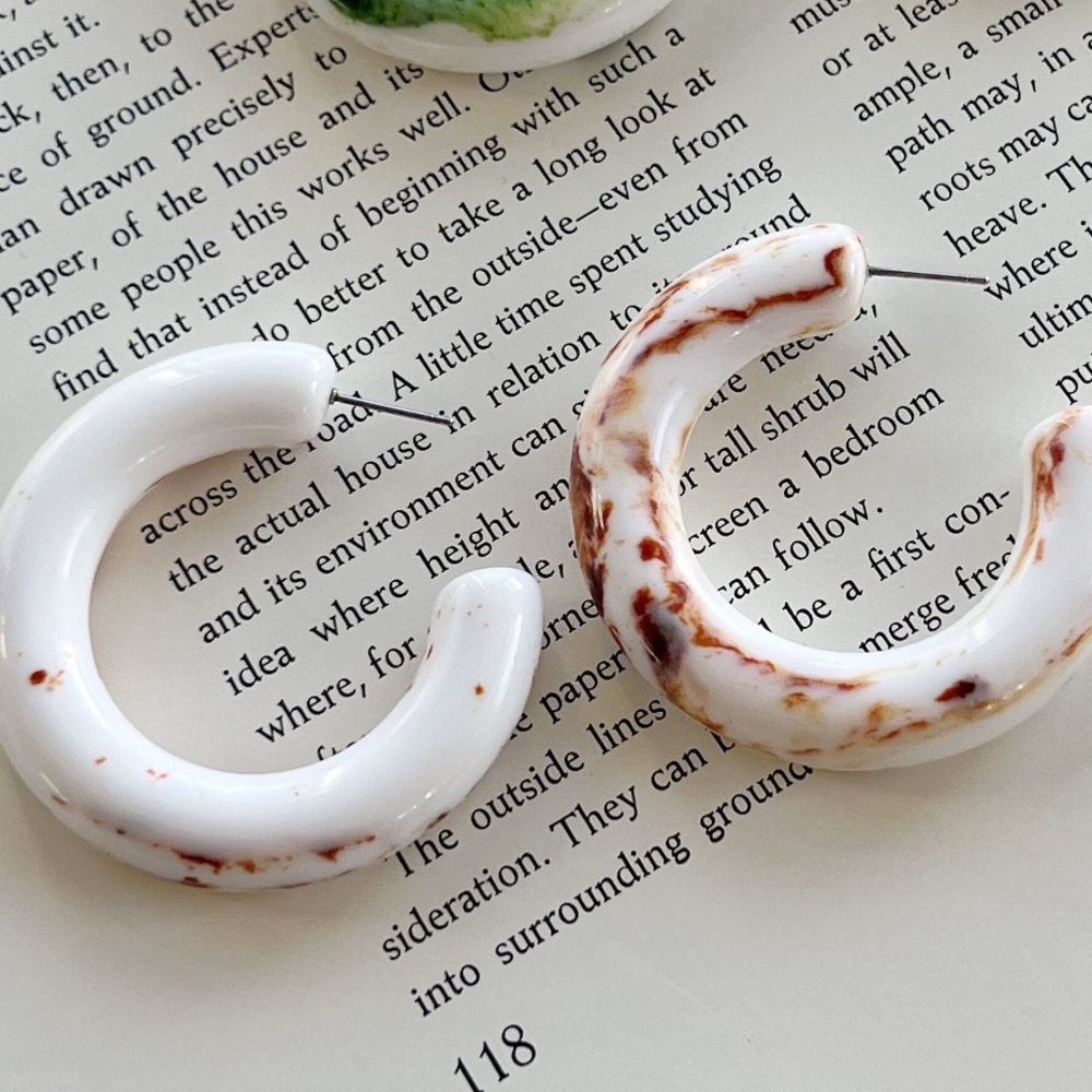 chunky stone look large hoop statement earring brown